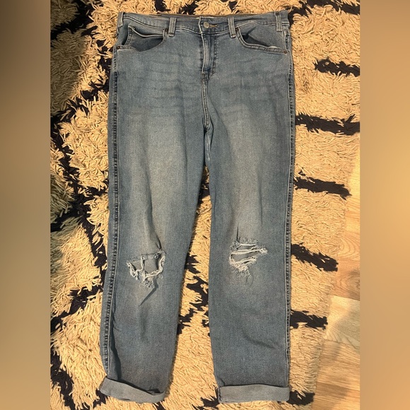 Levi Strauss Signature Women’s Mid Rise Slim Fit Boyfriend Jeans Size 10 Denim - Picture 5 of 5